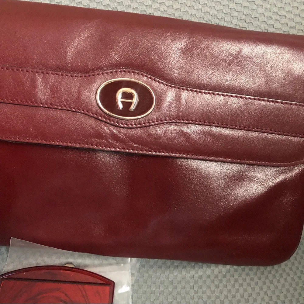Vintage Etienne Aigner Burgundy/Brown Leather Shoulder Bag